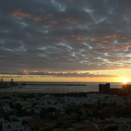 Cozy Studio With Good Views * Las Palmas de Gran Canaria