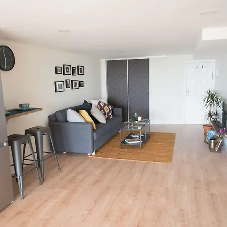 Apartment Cozy Studio With Good Views